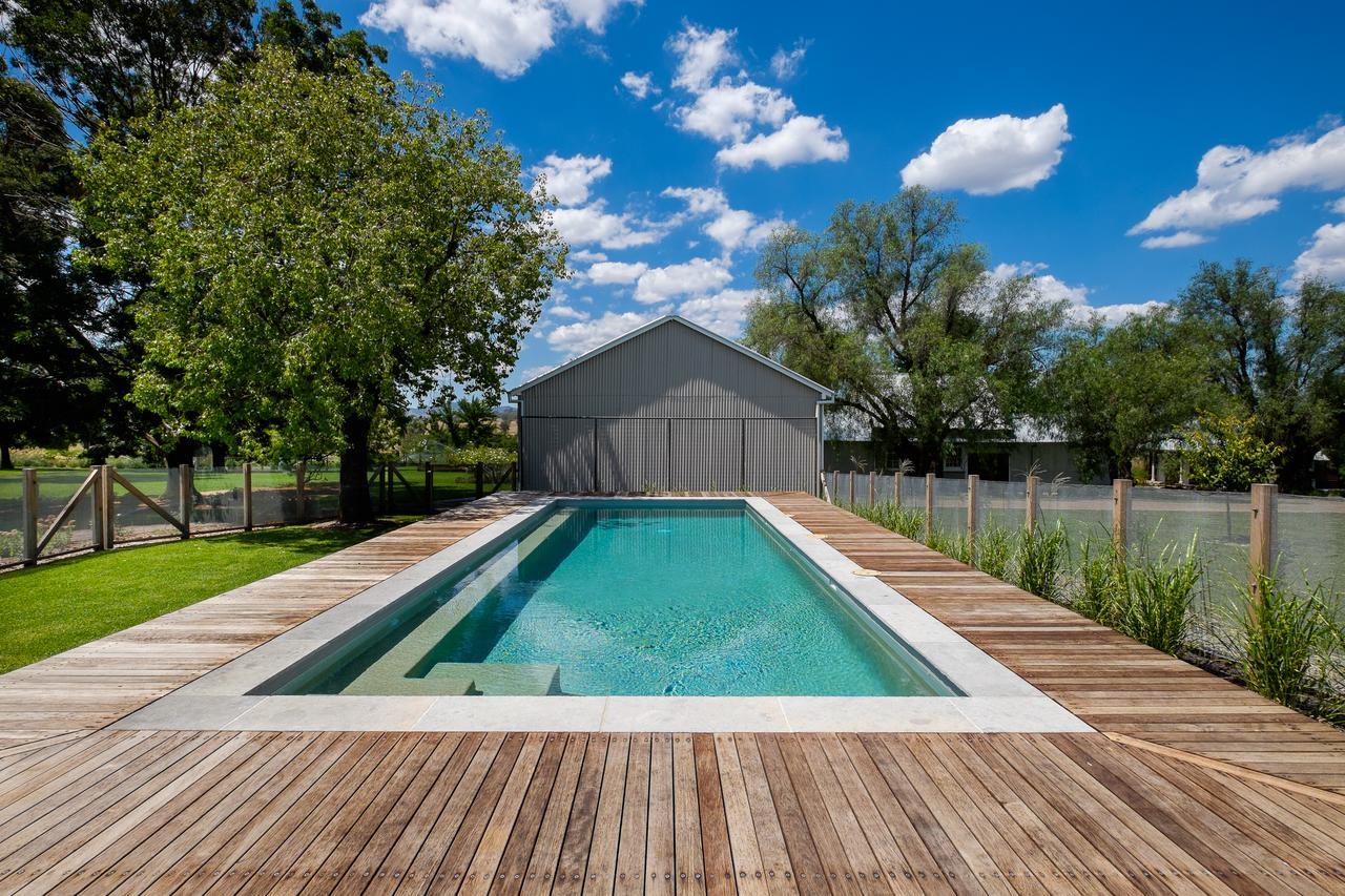 Goonoo Goonoo Station Hotel Tamworth Eksteriør billede Swimming pool in the Netherlands